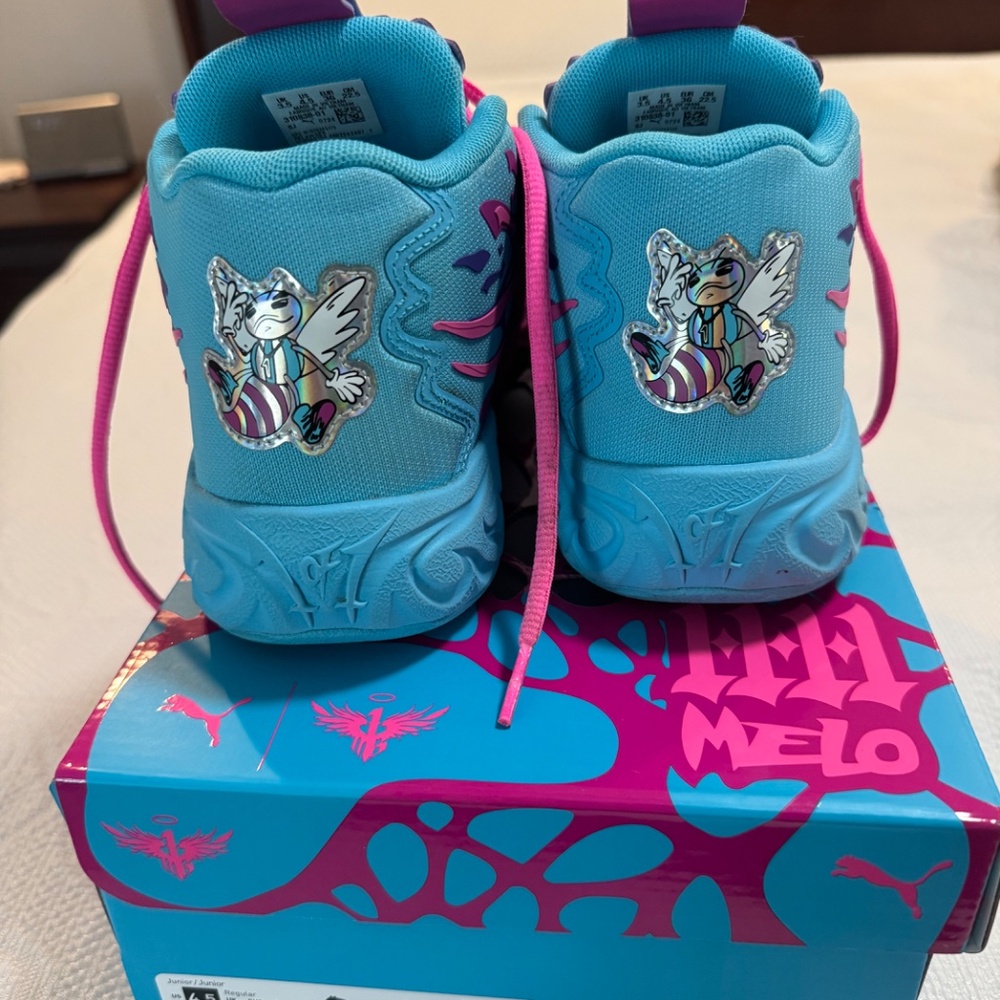 PUMA x LAMELO BALL MB.04 Size 4.5 Basketball Shoes - Picture 2 of 3